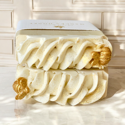 Manuka Honey Oats & Coconut Milk Shea Butter Soap